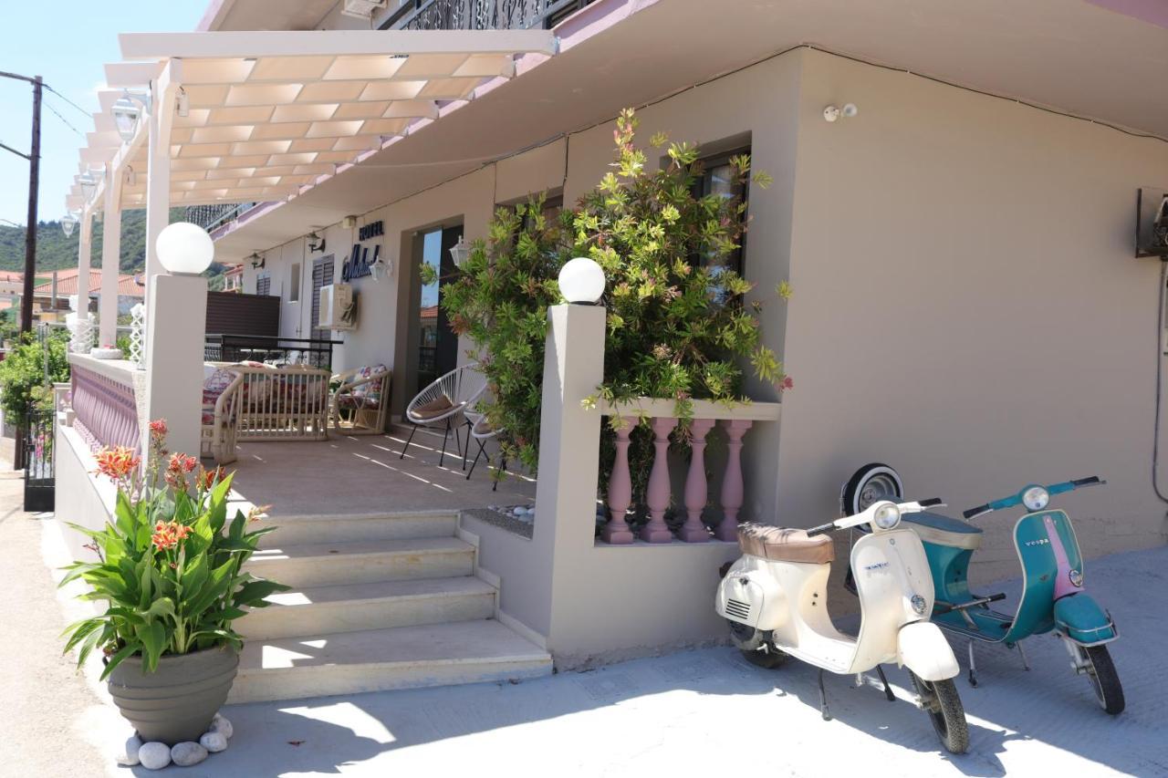 Hotel Michaela Poros  Zewnętrze zdjęcie