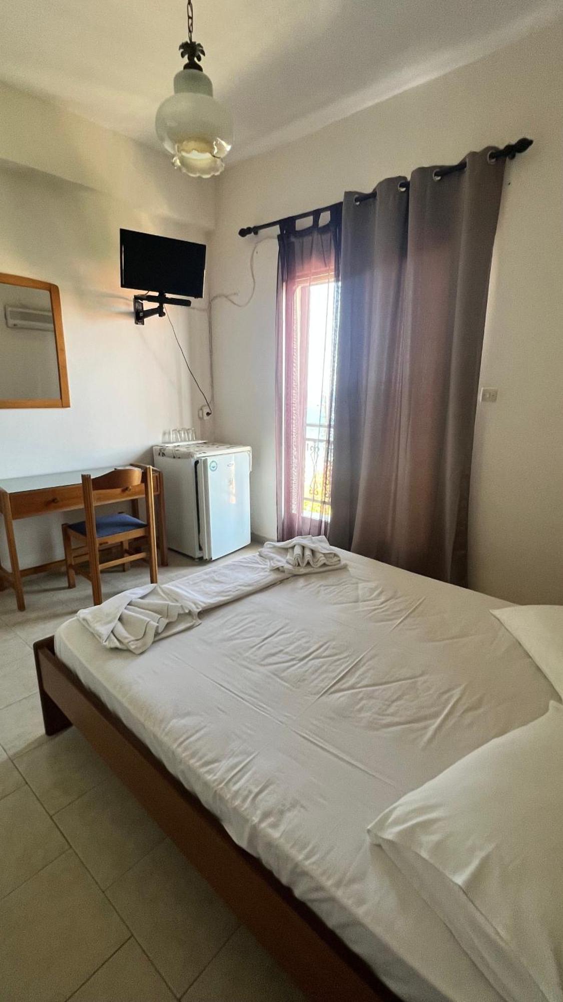 Hotel Michaela Poros  Zewnętrze zdjęcie