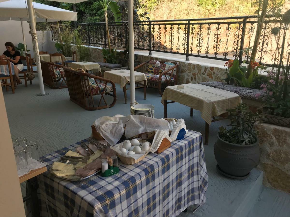 Hotel Michaela Poros  Zewnętrze zdjęcie
