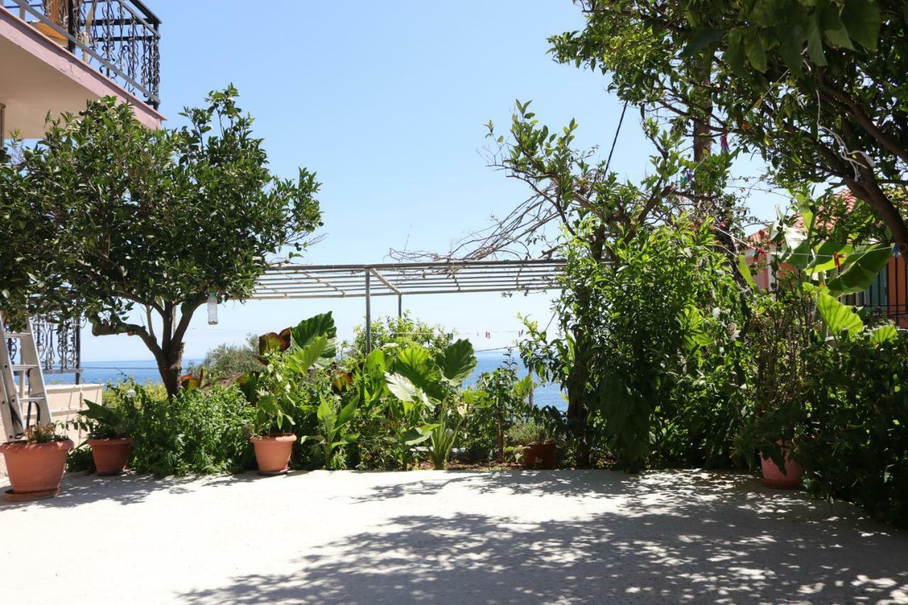 Hotel Michaela Poros  Zewnętrze zdjęcie